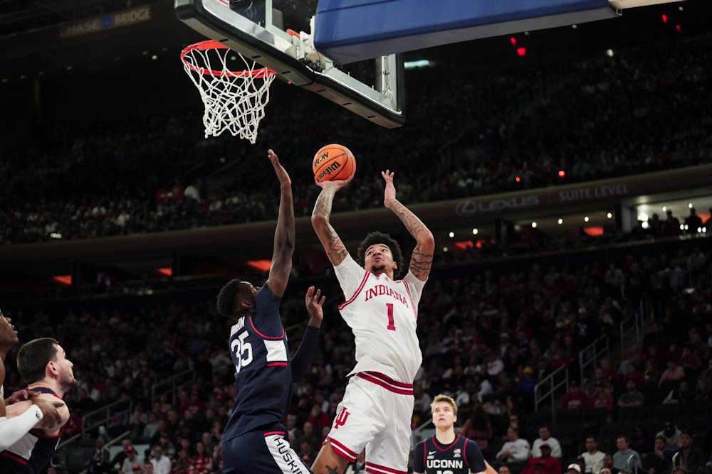 Kel'el Ware goes up for a shot during Indiana's loss to Connecticut in the Empire Classic on Nov. 19, 2023. (HN photo/Shrithik Karthik)