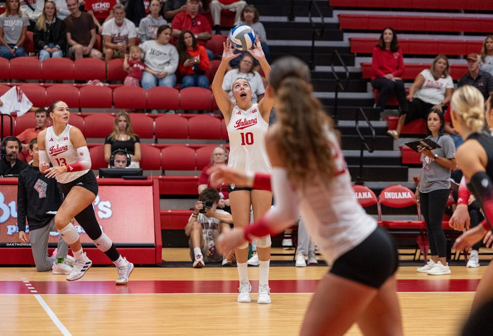 Teodora Kričković sets the ball during Indiana's win over Southeast Missouri State on Sept. 4, 2025. (HN photo/Sophie Doyne)