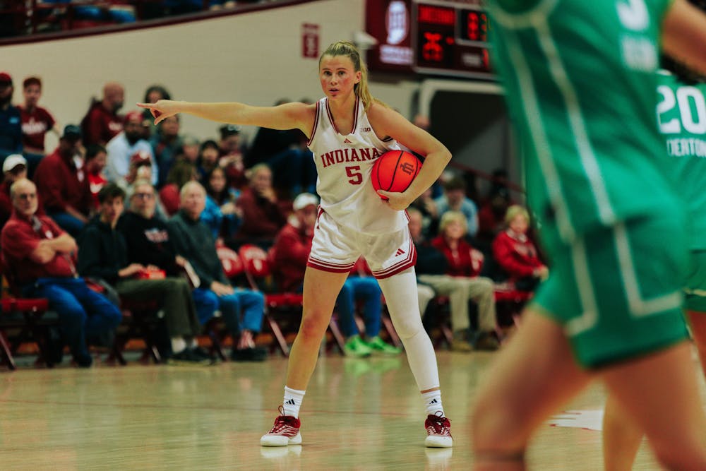 Lenée Beaumont gestures to teammates during Indiana's win over Marshall on Nov. 11, 2025. (HN photo/Jake Weinberg)