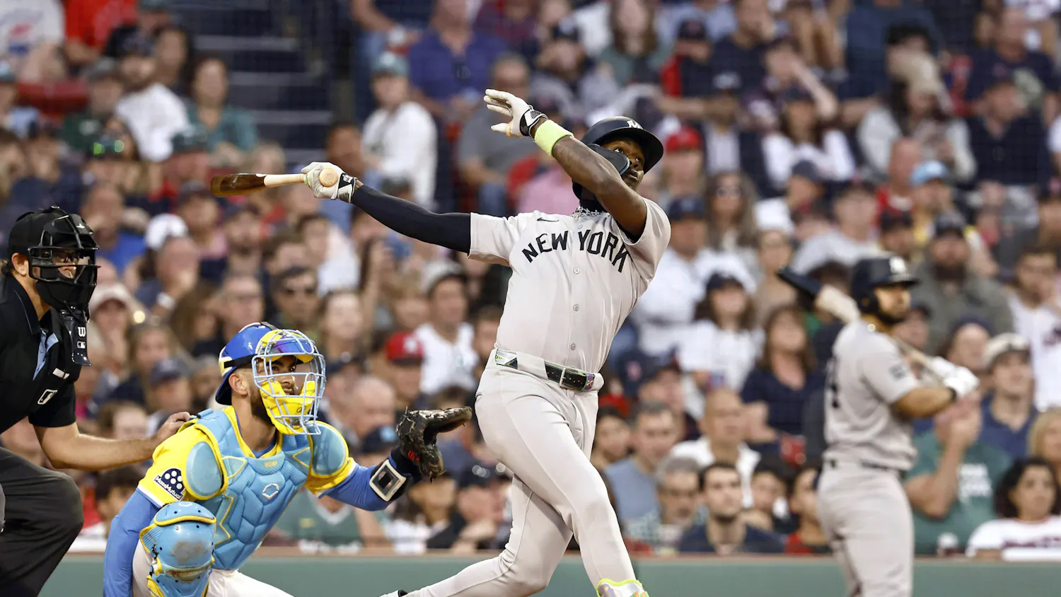 SPORTS-BBA-YANKEES-REDSOX-GET