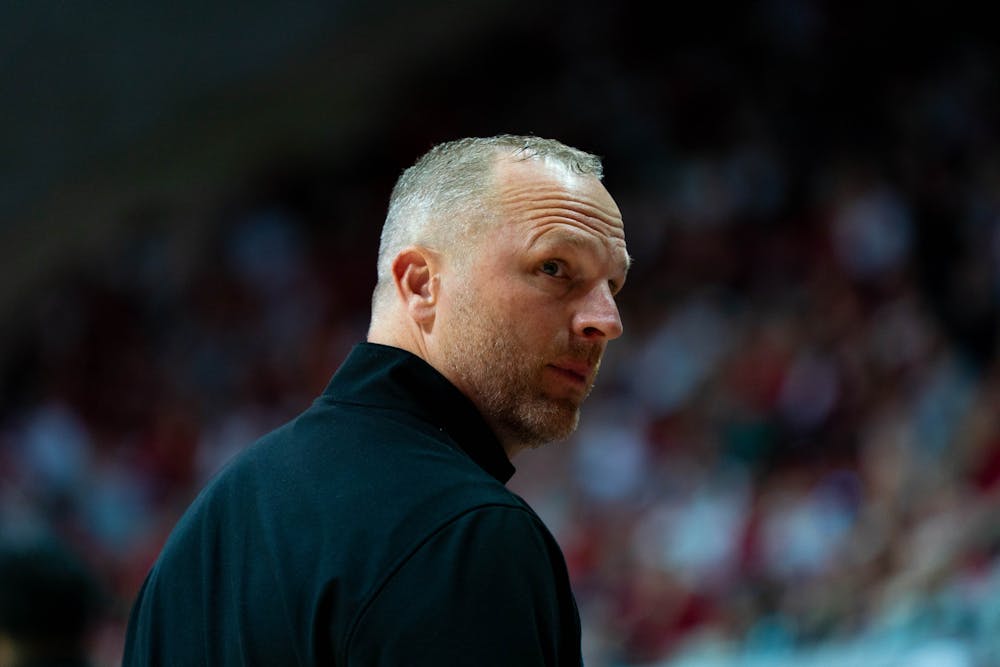 Head coach Darian DeVries looks to the crowd during Indiana’s win over Chicago State on Dec. 20, 2025. (HN photo/J.T. Frenzel)