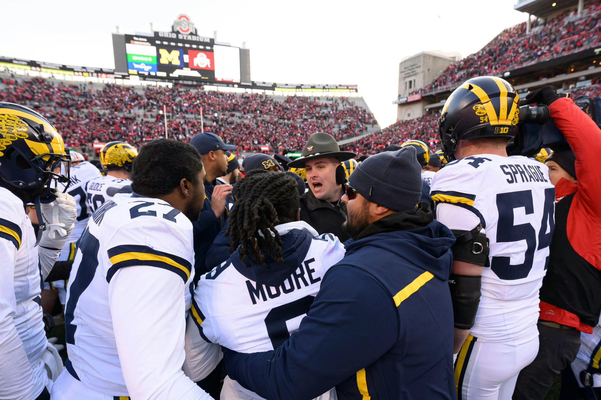 SPORTS-BIG-TEN-FINES-MICHIGAN-OHIO-74-DTN.jpg