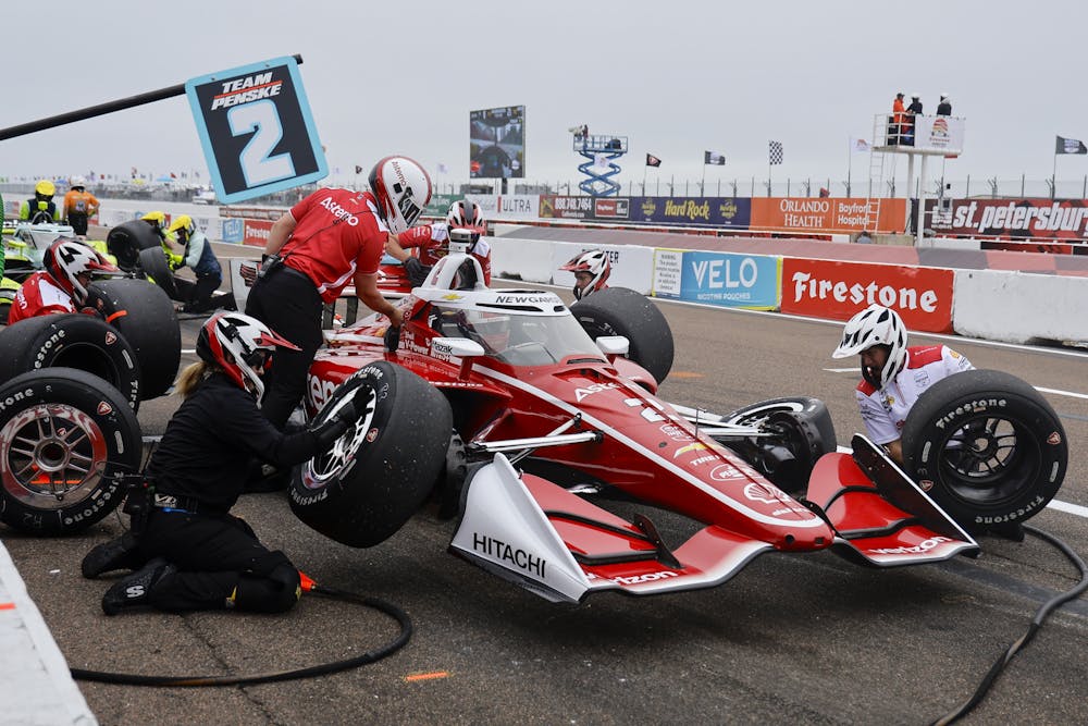 US-NEWS-SCENES-FROM-RACE-DAY-AT-19-PT.jpg