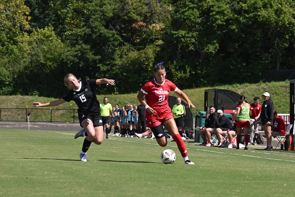 Indiana defender Grace Hamm dribbles past a defender in the Hoosiers' match versus Ohio on Sept. 7, 2025. (HN photo/Dapho Sproles)
