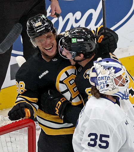 SPORTS-BRUINS-GRIND-OUT-NASTY-WIN-1-YB.jpg