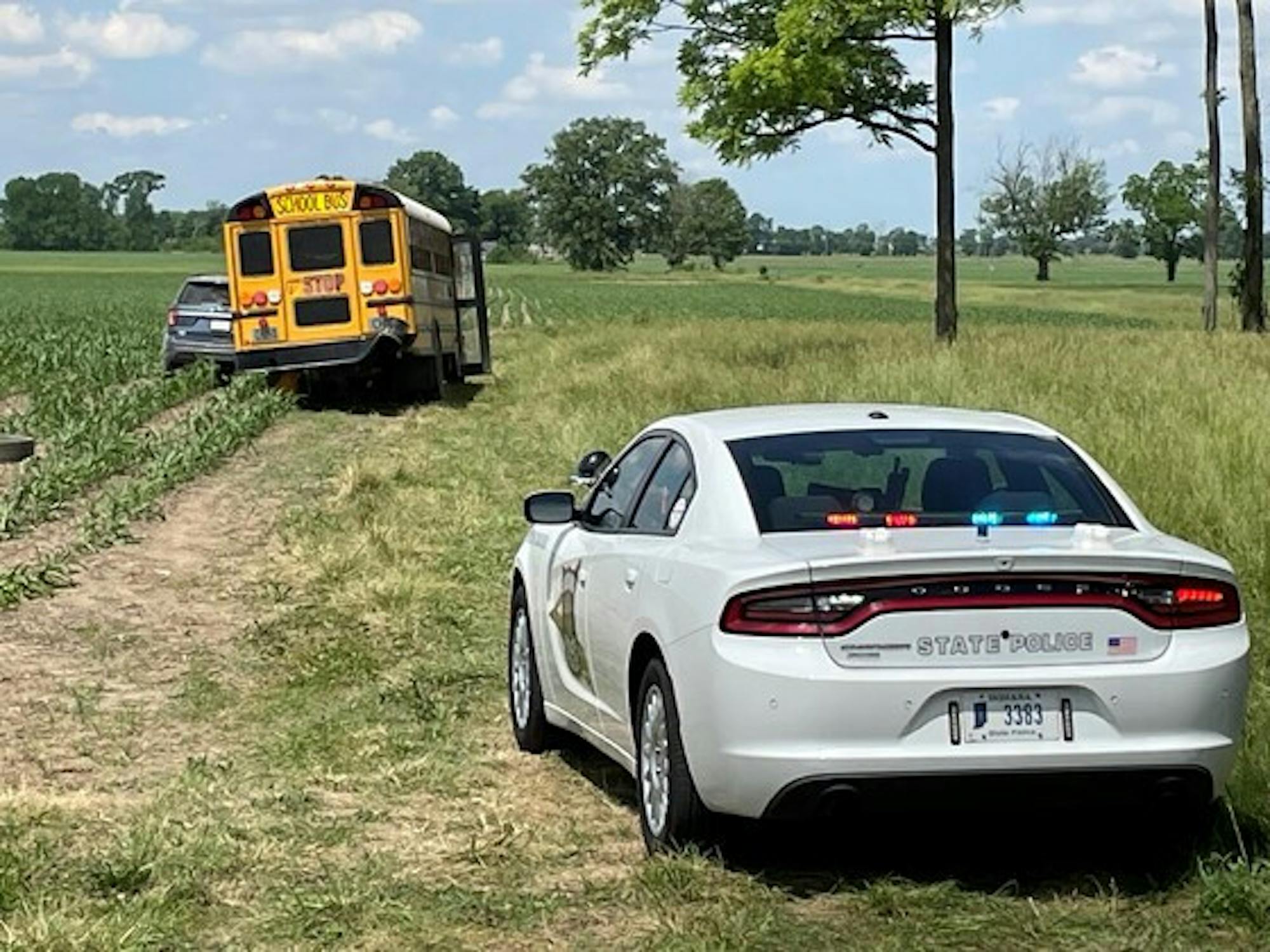 2023-05-30-school-bus-pursuit-3_crop