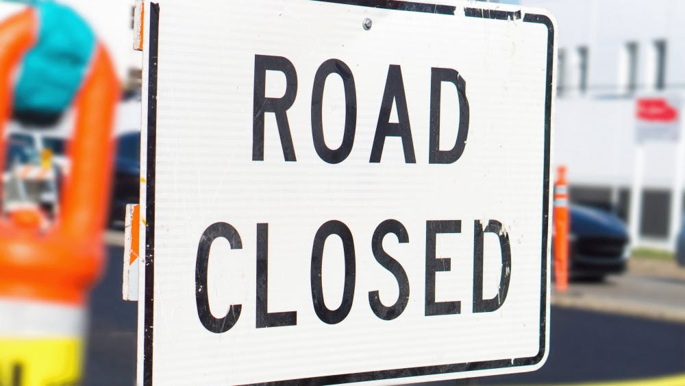 Road-Closed-Sign