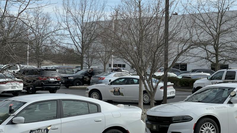 MCSO: Six-hour standoff at Bloomington hotel ends peacefully with ...