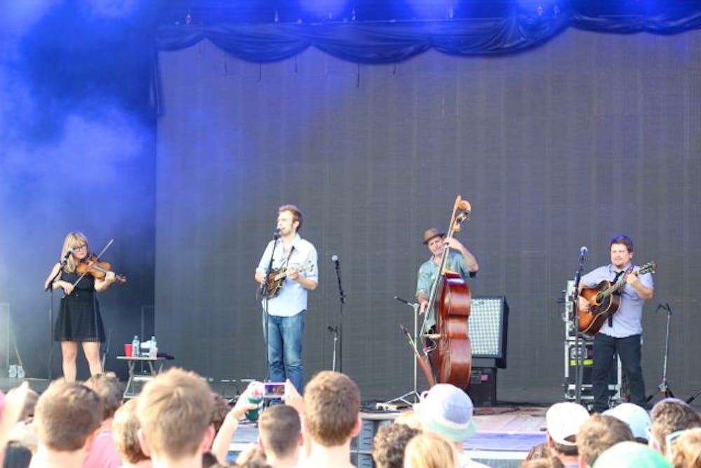 nickelcreek1-2-300x200