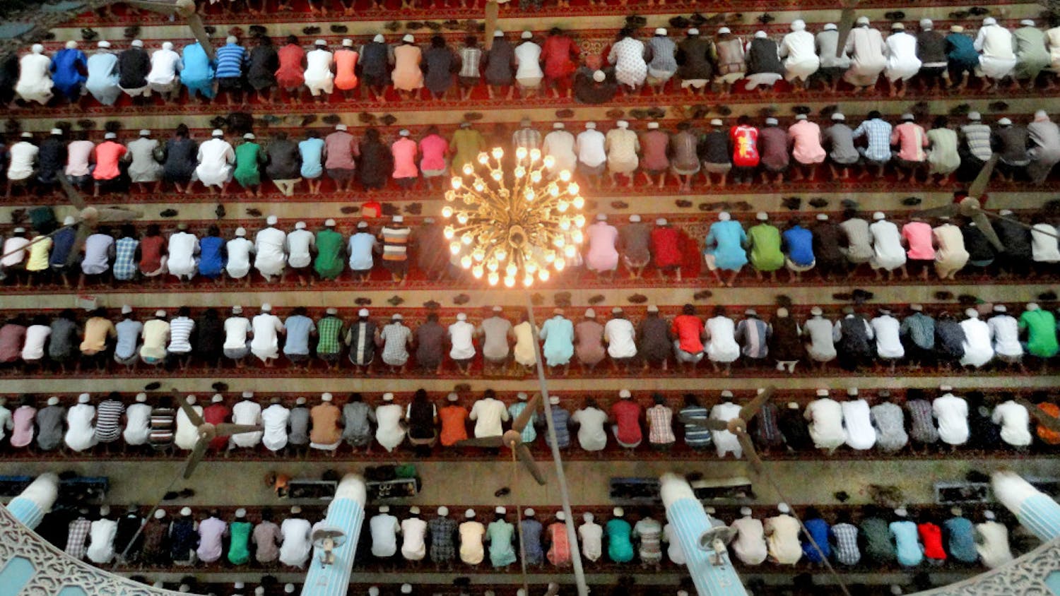Muslims-Praying-1