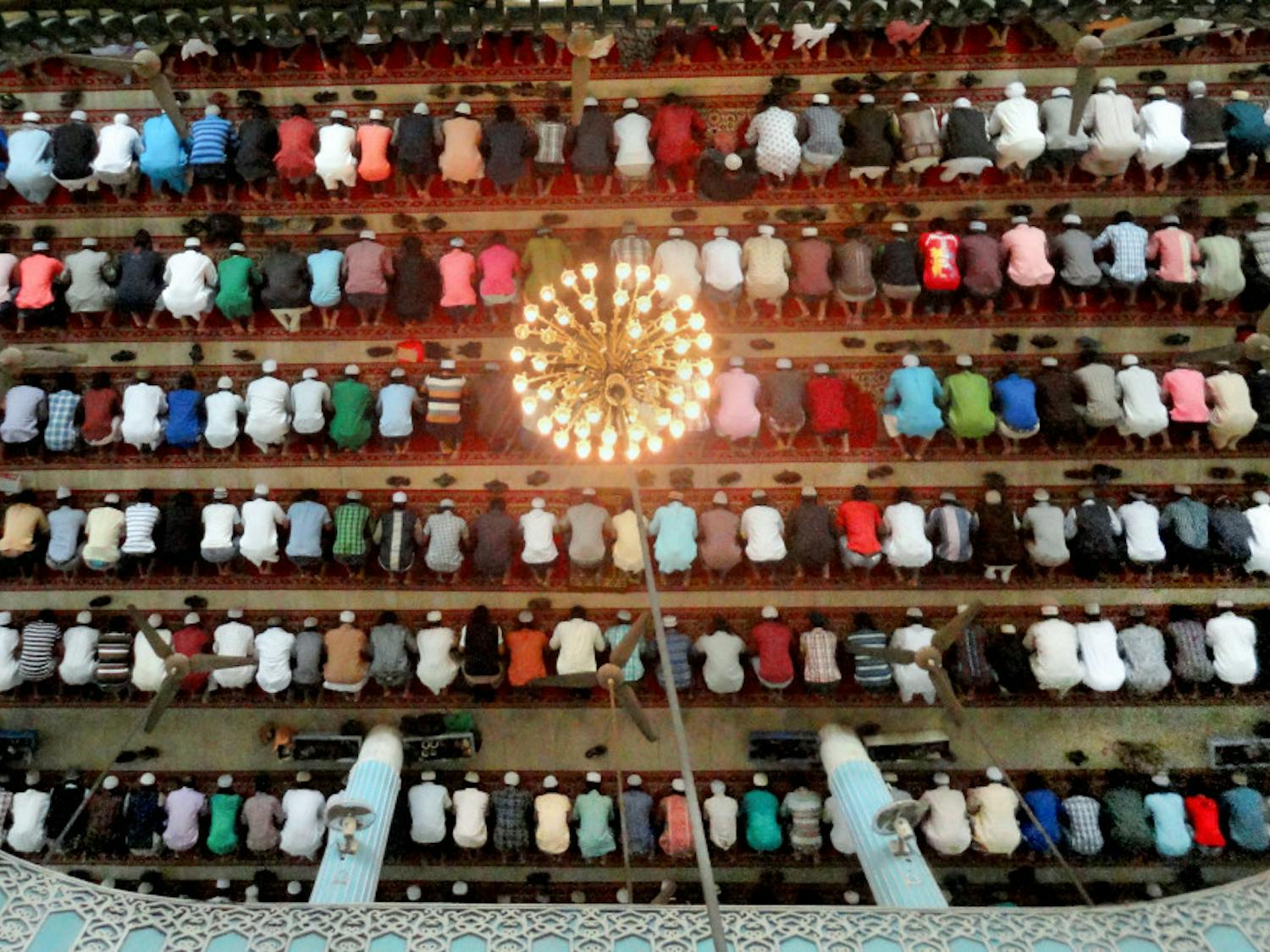 Muslims-Praying-1