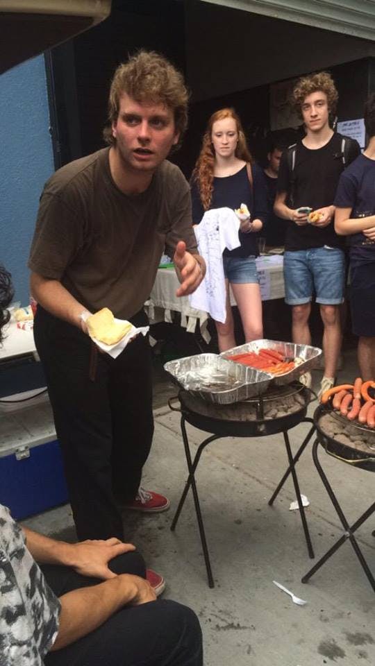 11168948_10153325693406609_7685315403644861_n-1