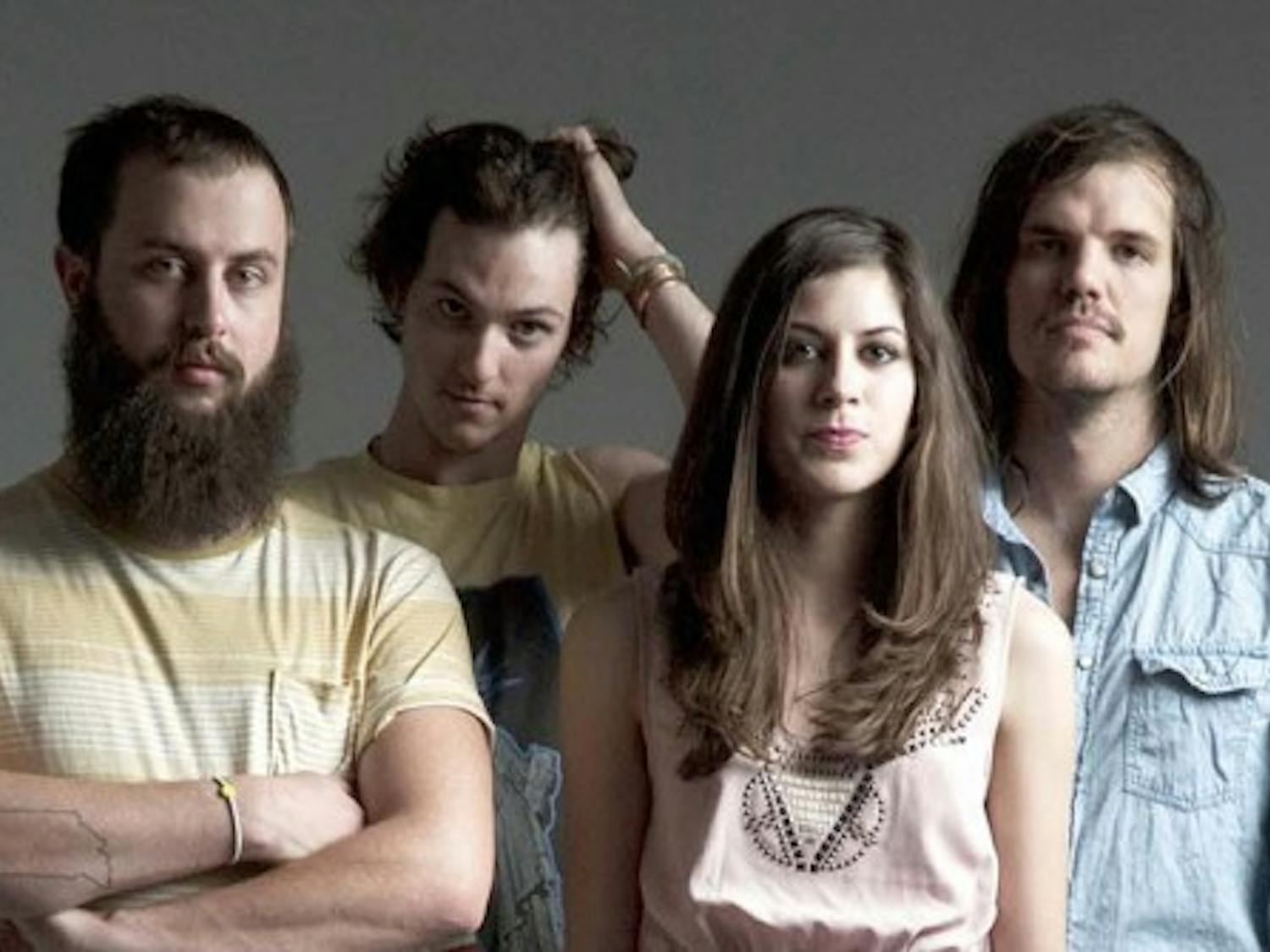 Houndmouth-High-Res-660x335-1383664782