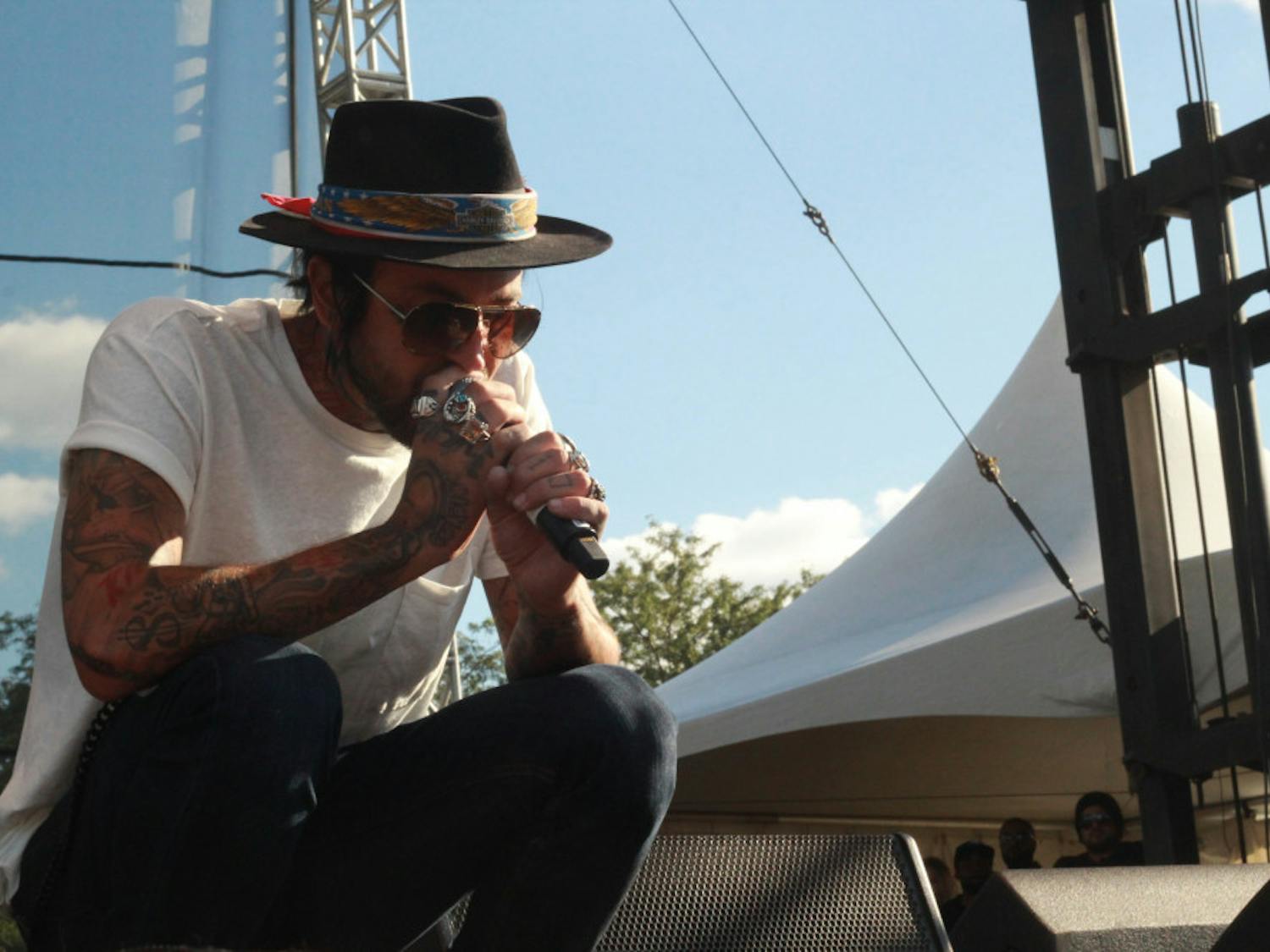 YelaWolf-2-1