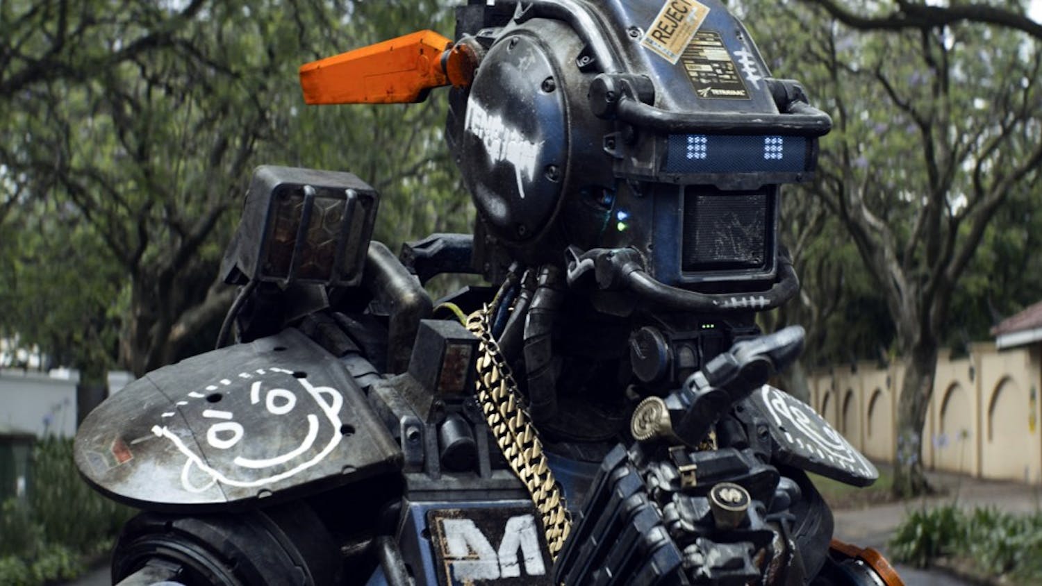 ENTER CHAPPIE-MOVIE-REVIEW 4 TNS