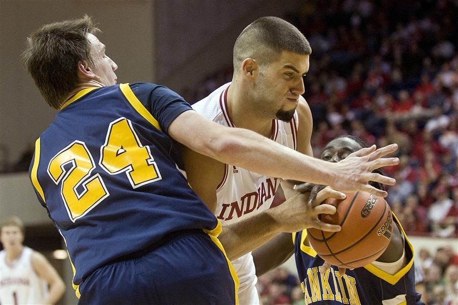 Men's Basketball v. Franklin
