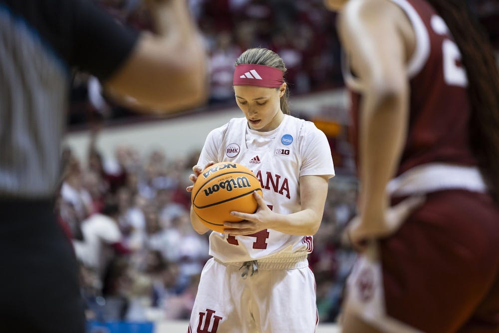 Sara Scalia delivers in the clutch, exemplifies Indiana women's  basketball's hard-working culture - Indiana Daily Student