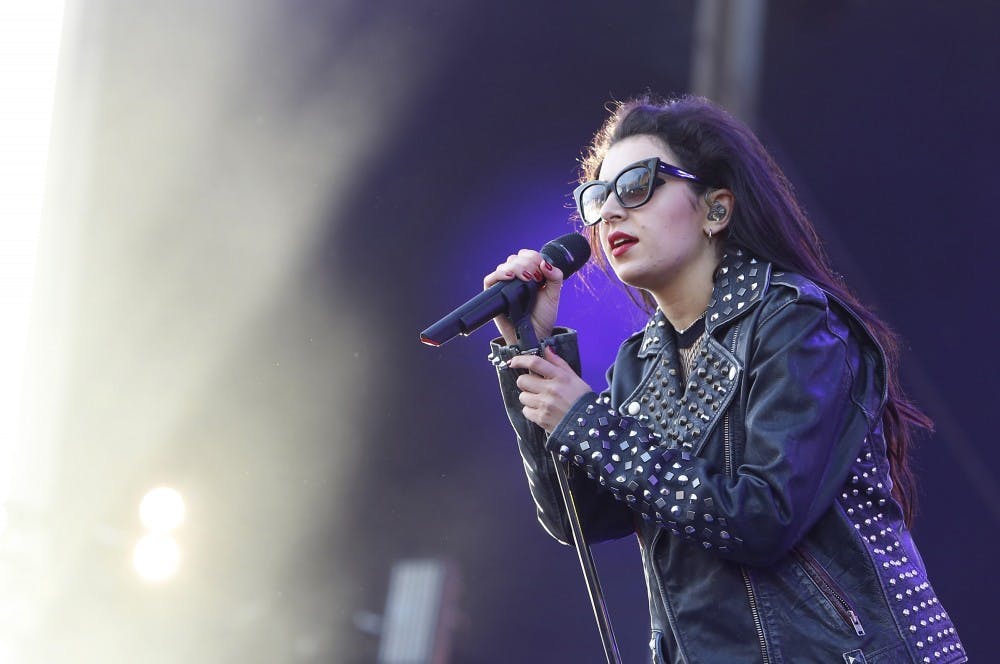 ENTER MUS-CHARLIXCX SIP