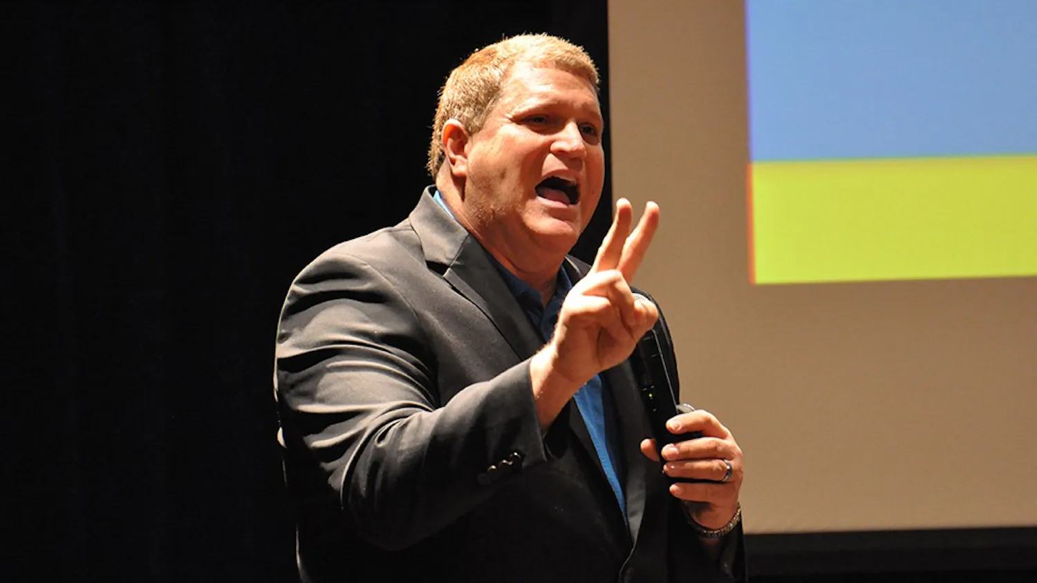 David Coleman, 'The Dating Doctor', speaks at the Indiana Memorial Union's Whittenberger Auditorium on Tuesday evening. Coleman was invited to campus to give his lecture on dating, break ups and sexuality.