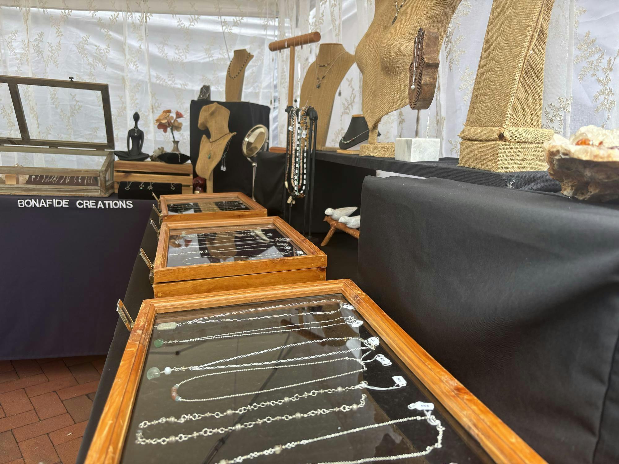 entartsfair091226.jpg