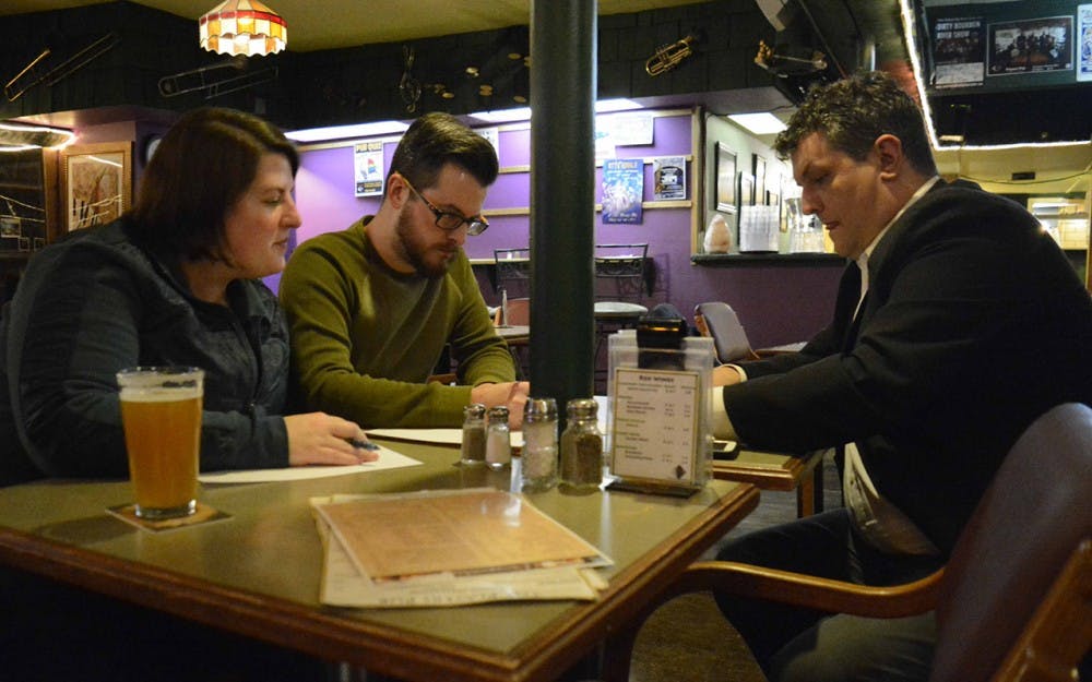 Mid by Midwest Productions Company holds a trivia night at Player's Pub, Jan 30. The first prize will award $40 and free sweet cakes. 