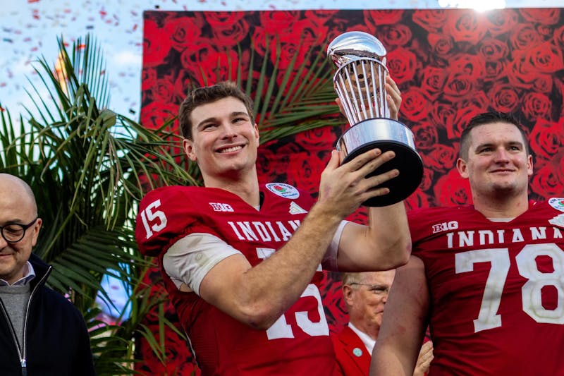 Indiana football QB Fernando Mendoza, projected No. 1 pick, declares for NFL draft