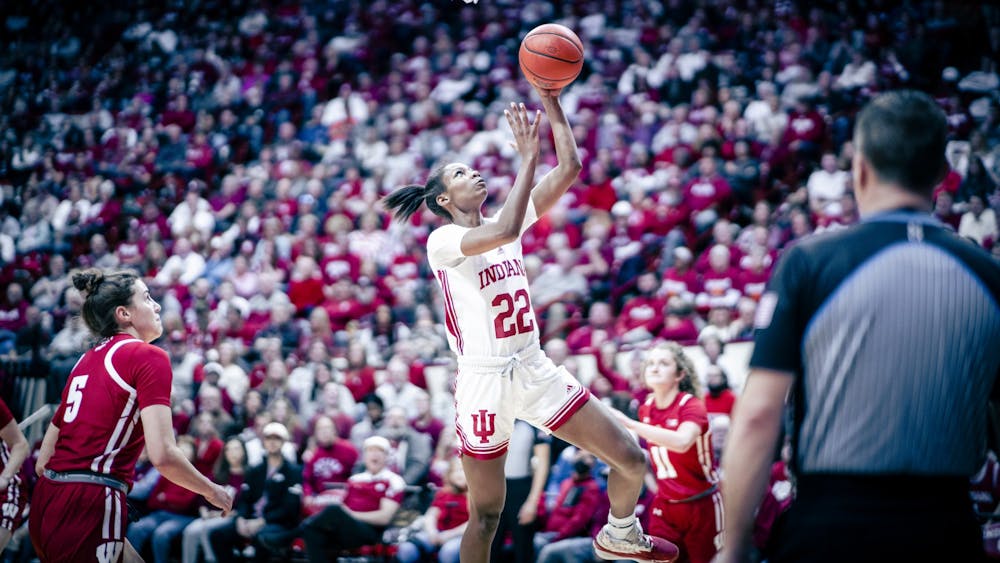 Junior guard Chloe Moore-McNeil takes a layup Jan. 15, 2023 at Simon Skjodt Assembly Hall in Bloomington. The Hoosiers defeated Michigan 92-83 Monday night.