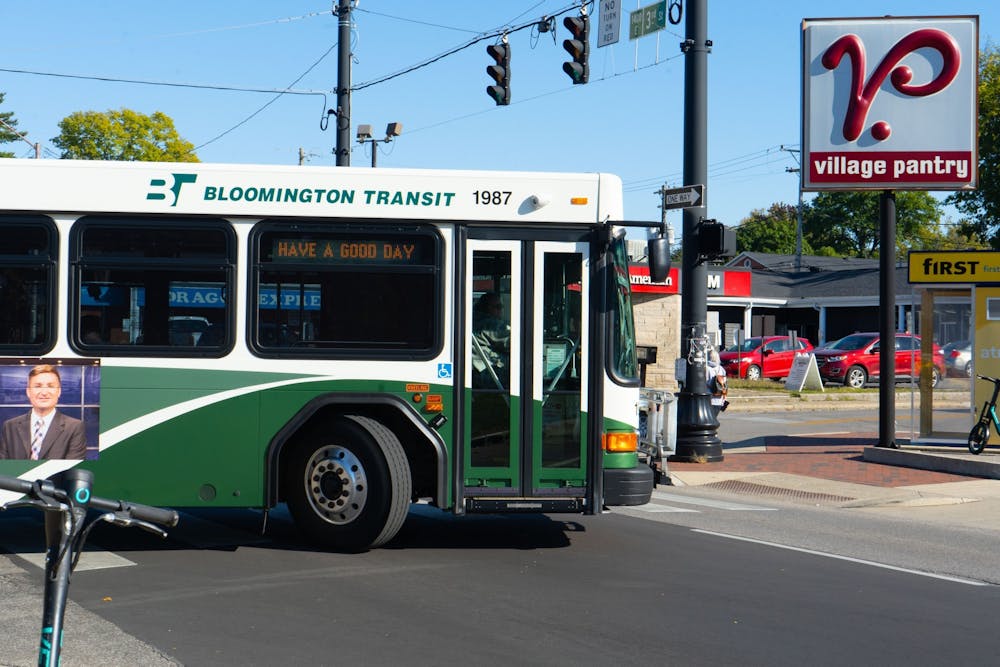<p>A Bloomington Transit bus is seen turning onto Third Street. Bloomington Transit buses will now run hourly on Sunday from 8:30 a.m. to 5:30 p.m. to service ﻿routes 2 West, 2 South, 3 East, 3 West and 7 South. <a href="https://bloomingtontransit.com/bus-route/2-south-rogerscountryview-apts/" target="_blank"></a></p>