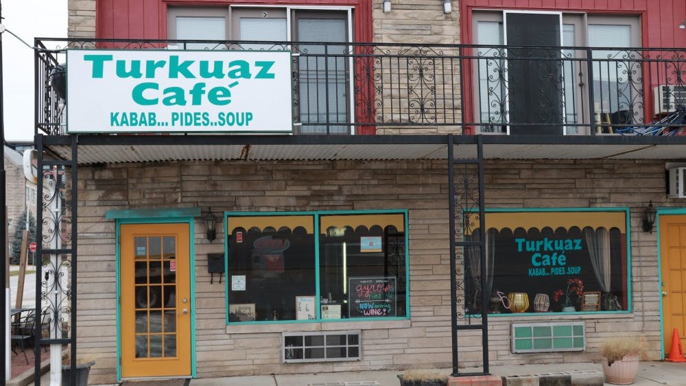 Turkuaz咖啡馆位于第三大街301 E。