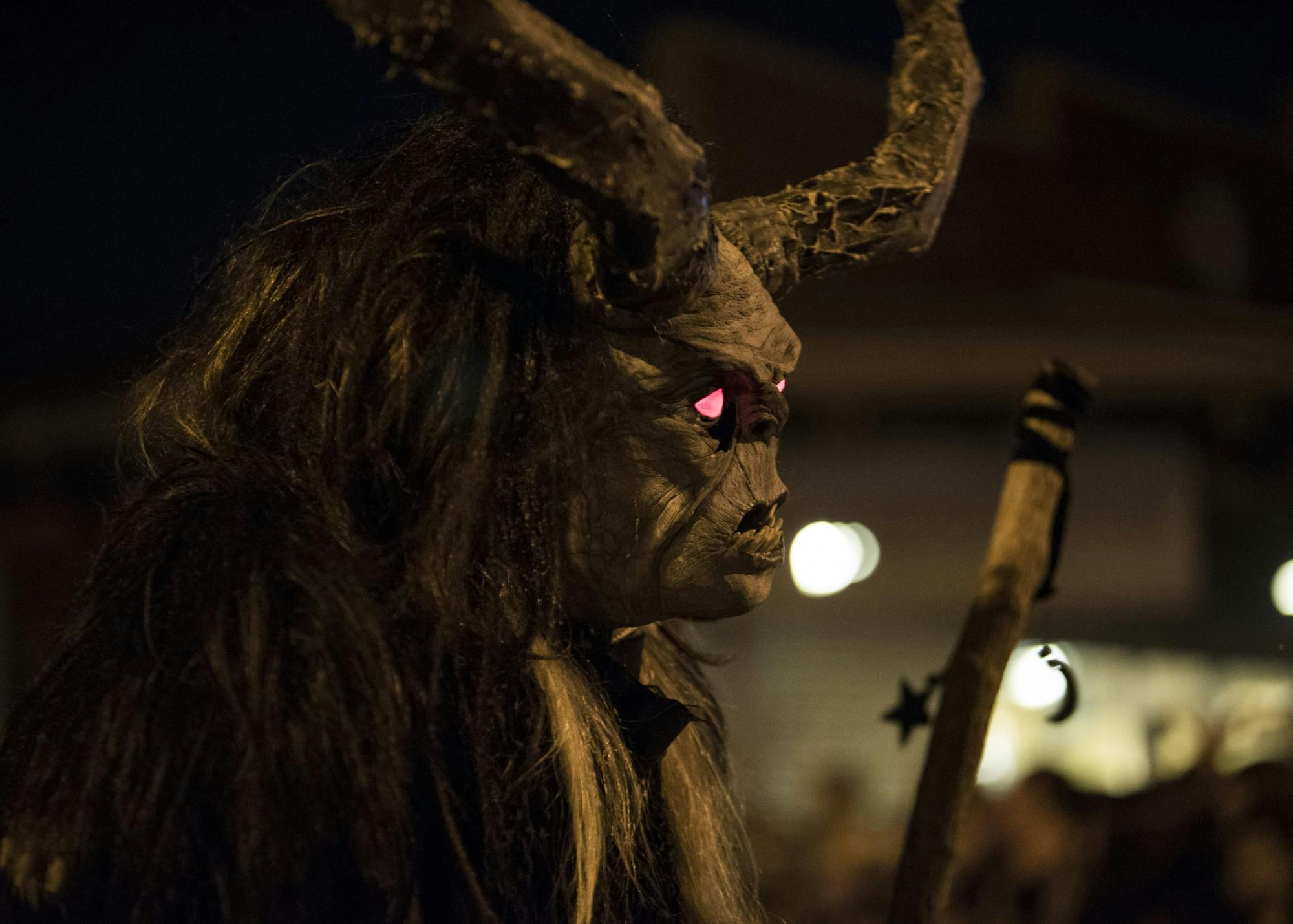 Krampus (large Horn) - Campestre.al.gov.br