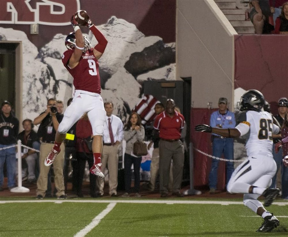 Indiana football's Andre Carter named to Bednarik Award Watch List -  Indiana Daily Student