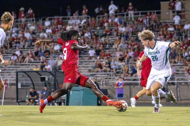No. 6 Indiana men’s soccer nets 2 early goals in victory over Cal Poly