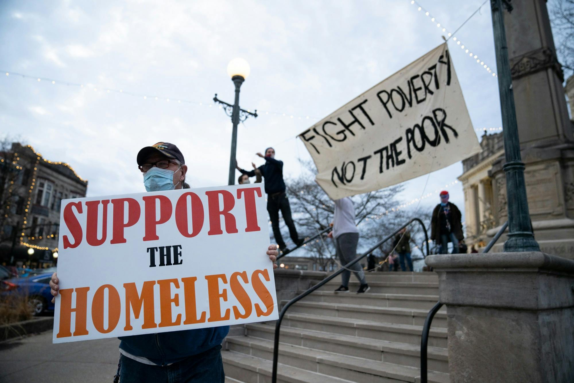 cahomeless092222.jpg