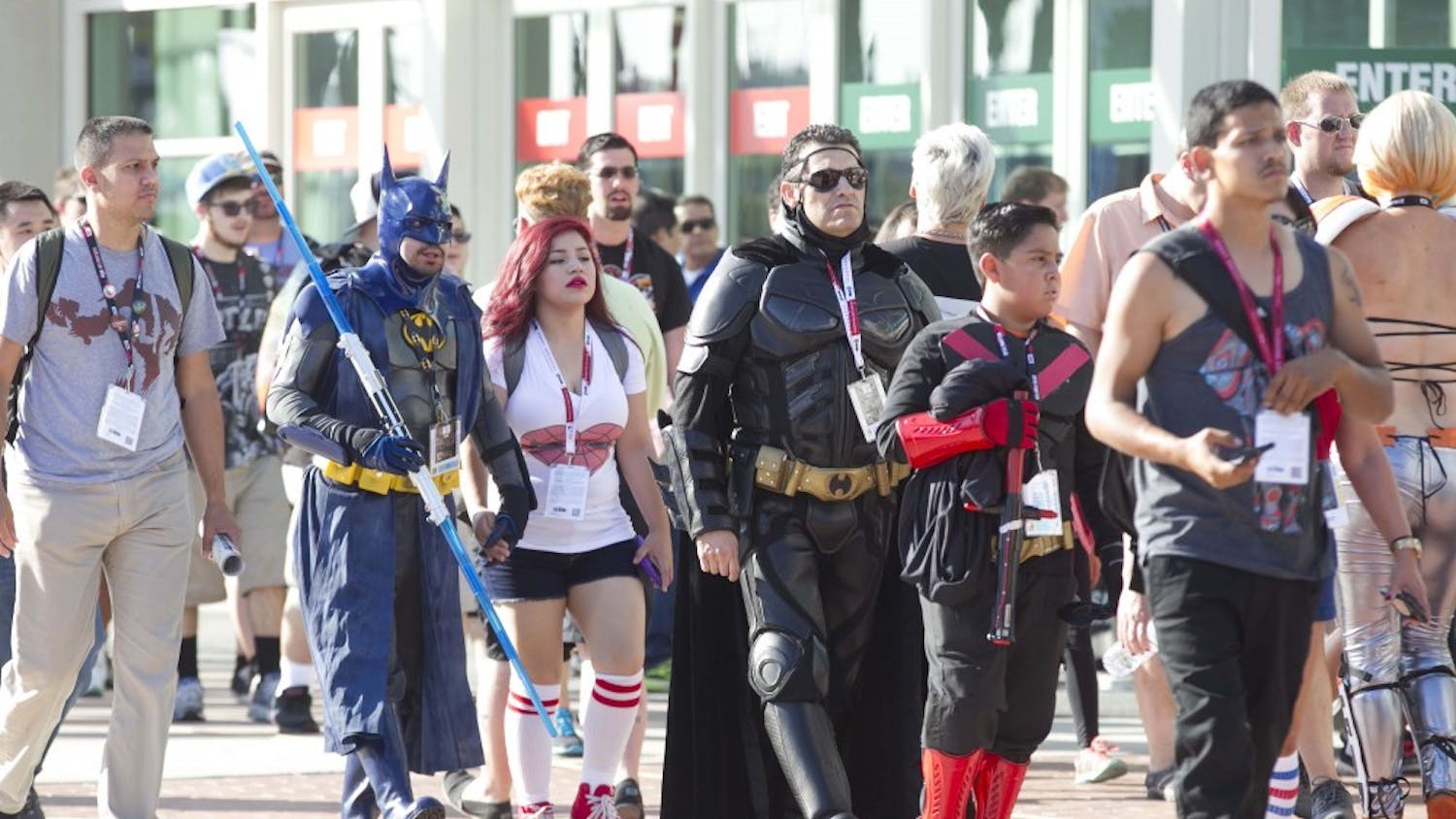 ENTER COMIC-CON 1 SD