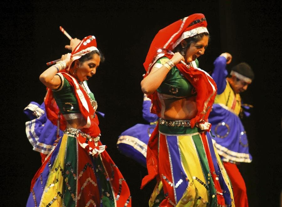 CAROUSELentRaasRoyalty