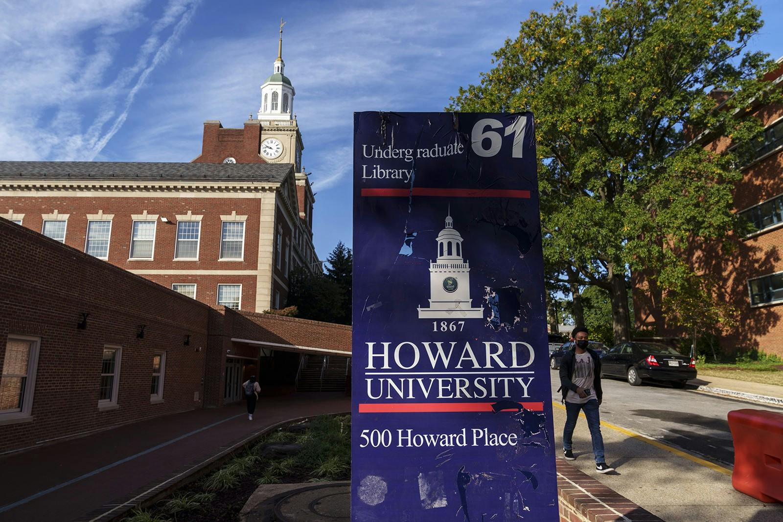 bvhowardu110921-jpg