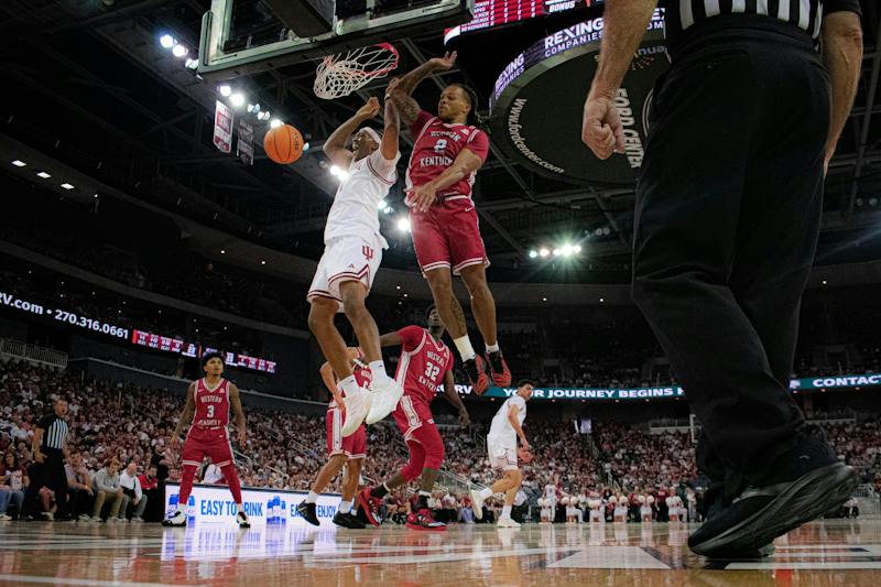 Indiana men's basketball scrapes by Western Kentucky 79-74