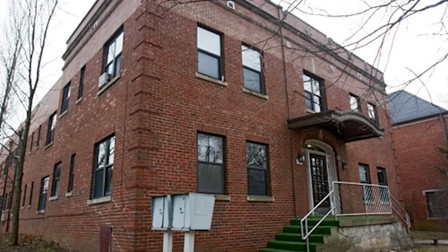 Margrave Apartments, located on East Third Street, have been a part of the IU campus since the late 1920s. IU officials announced last week they plan to destroy the building and build a site for an optometry clinic.