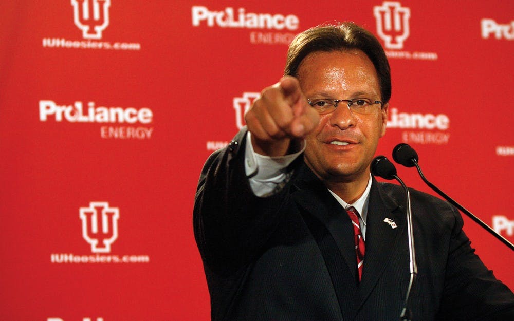 Jacob Kriese•IDSIU's new head men's basketball coach Tom Crean answers media questions at a press conference on Wednesday, April 2, 2008 in the Hoosier Room.  