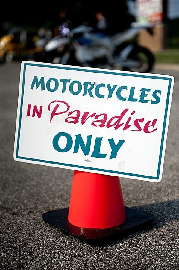bike paradise sign