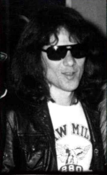  Tommy Ramone