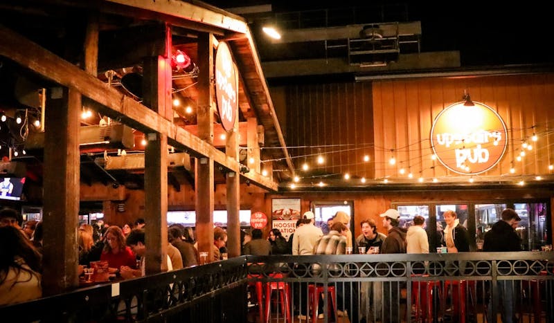 ROUNDTABLE: The best places in Bloomington (bar none) to get a drink