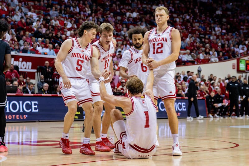 Indiana men’s basketball drops 4th straight game, beaten by No. 3 Michigan 86-72