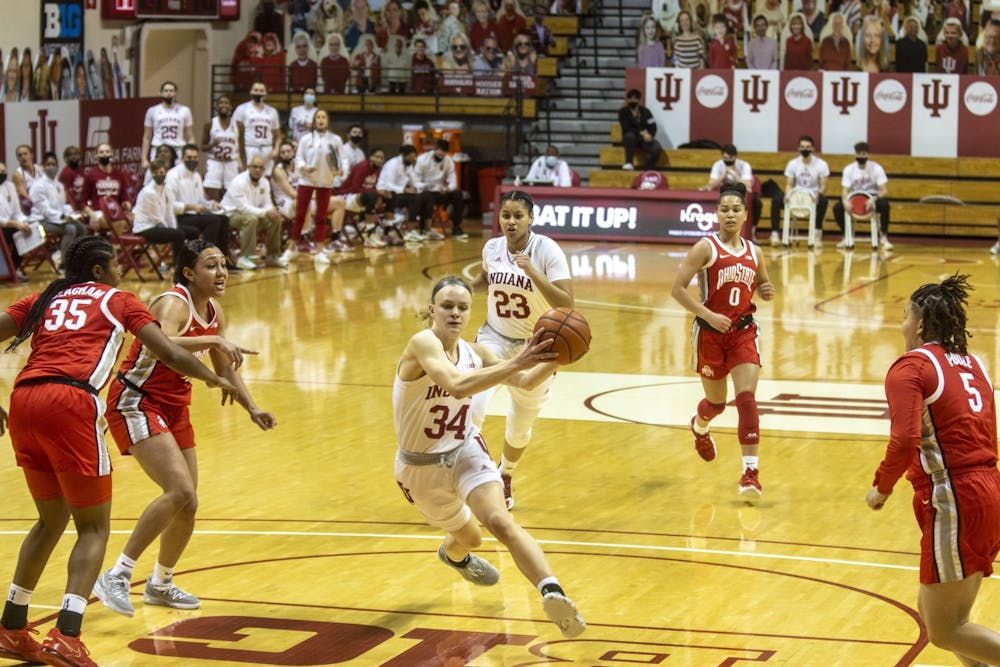 Junior guard Grace Berger drives to the basket Jan. 28 in Simon Skjodt Assembly Hall. No. 11 IU will play No. 15 Ohio State at 3 p.m. Saturday. 
