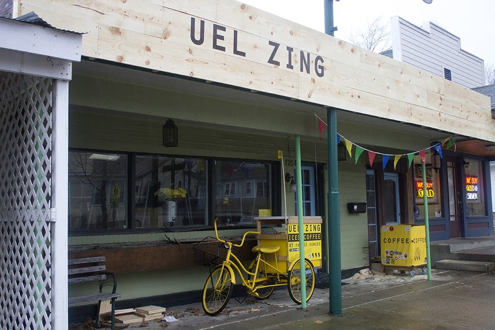 Uel-Zing's new store opened its doors on Saturday. The store is an addition to the traveling bike-stand that sells iced coffee.