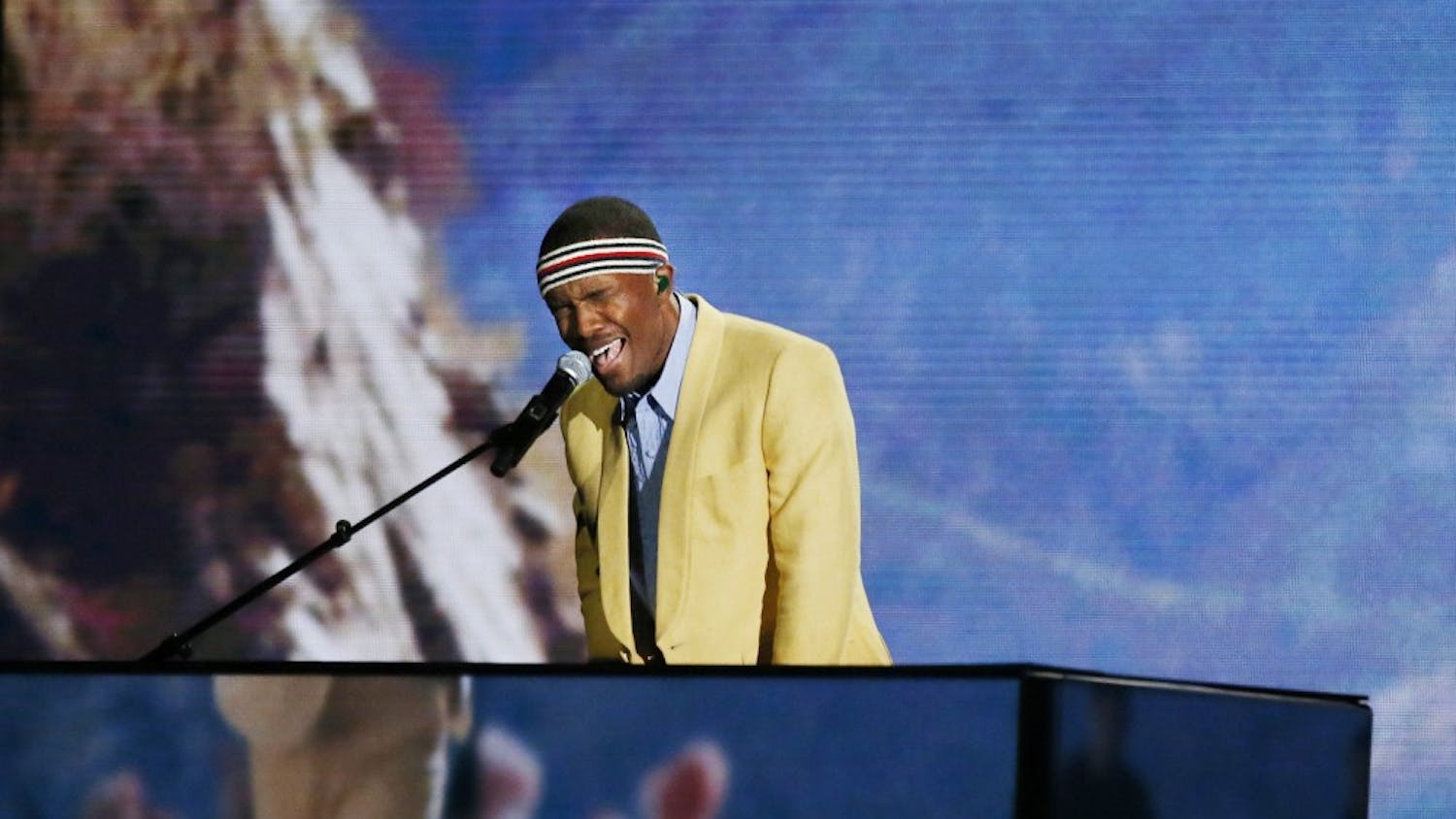 ENTER MUS-GRAMMYS 204 LA