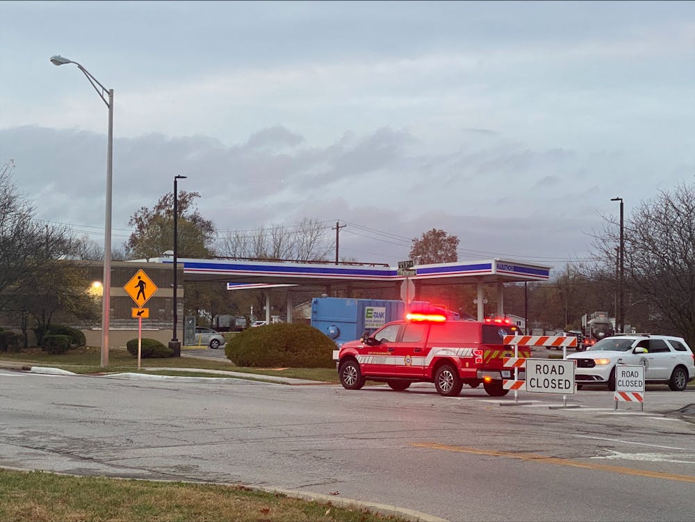 <p>The Marathon gas station located on West Third Street is seen Oct. 31, 2022. A large gas leak near the station was discovered Sunday by plant operators at the Dillman Road Wastewater Treatment Plant.</p>