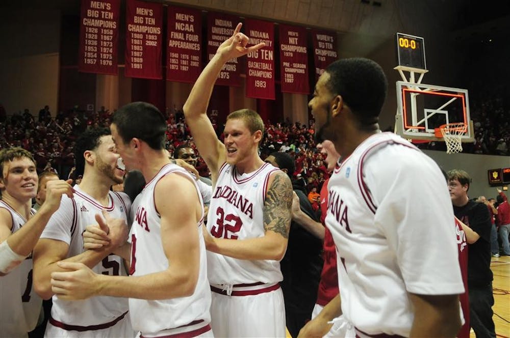 Men's Basketball vs. Ilinois