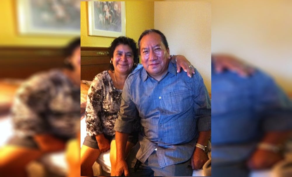 Maria A. Marquez和她的丈夫Alejandro Eduardo Pani Tecuapetla。爱德华多在布卢明顿社区很有名，他的女儿说。