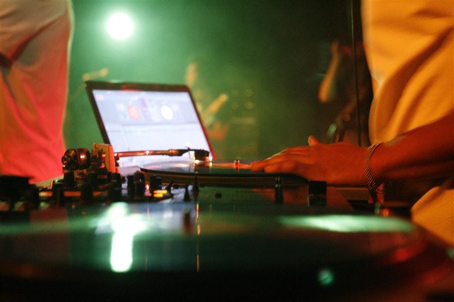 Jip Jop - Bluebird 5.8.10